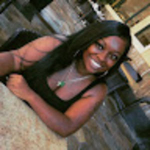 Meet your Posher, Tia